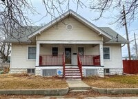 Building Photo - 2 bed, 2 bath home
