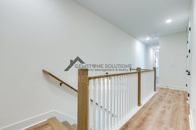 Building Photo - 669 Westboro Dr