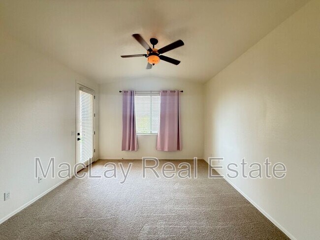 Building Photo - 8311 S 23rd Pl