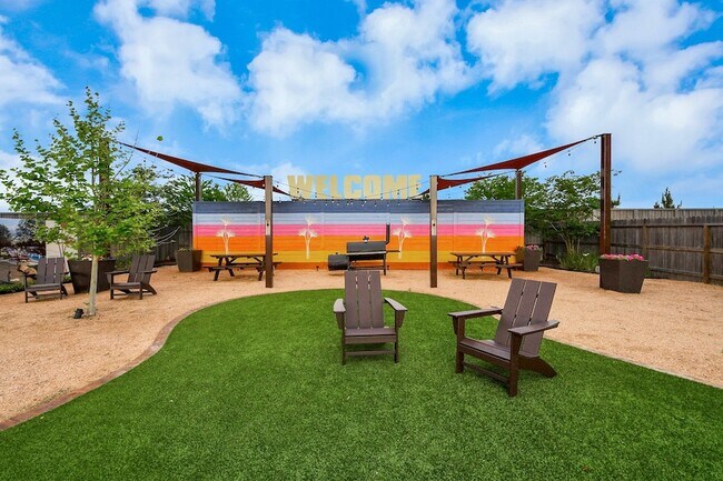 Building Photo - 27210 Butterfly Mint Ln