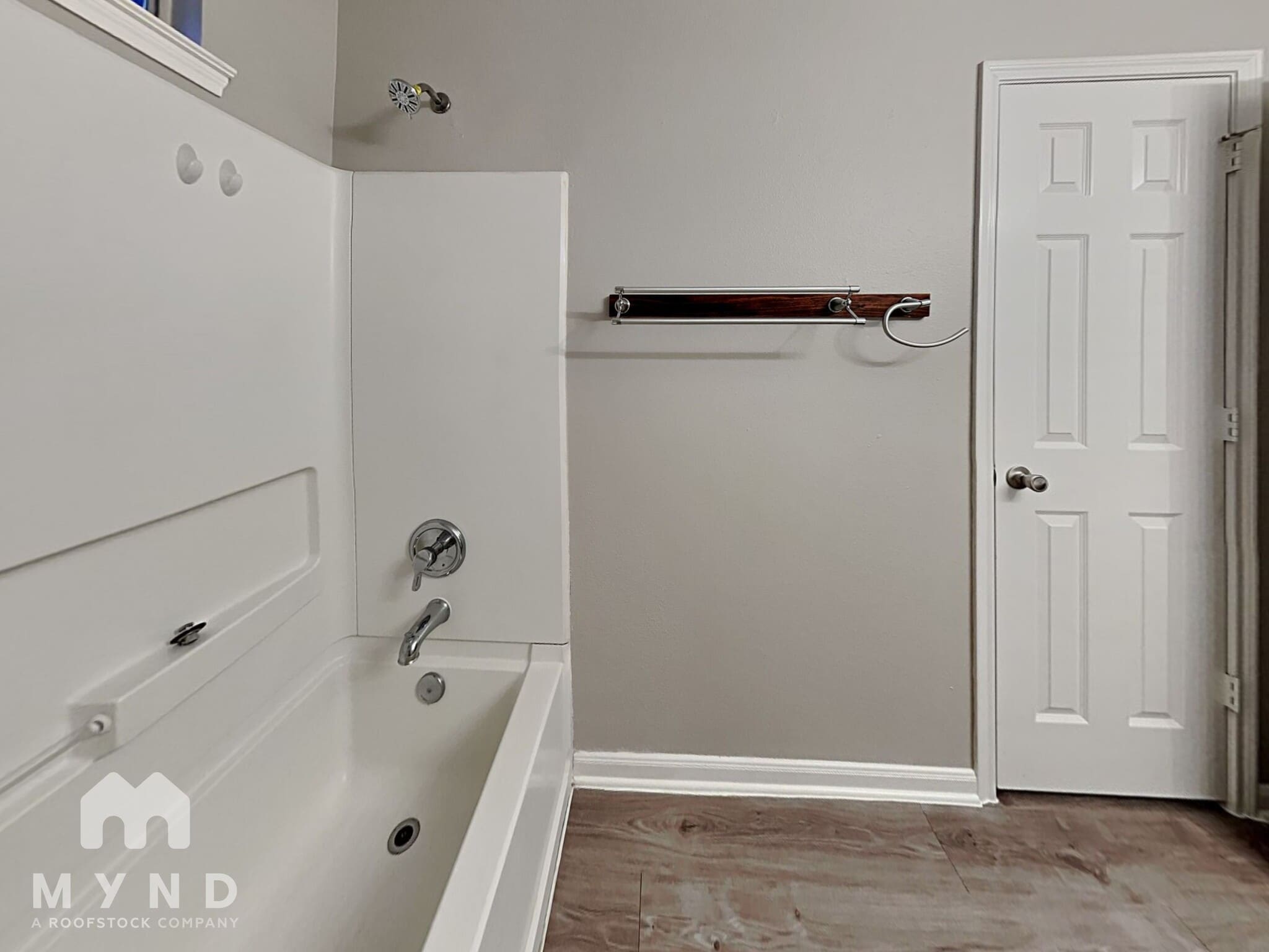 Building Photo - 14128 Broken Arrow Dr