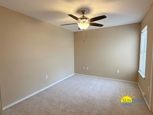 Building Photo - 3 Bedroom Townhome with Community Pools, Dock & Beach Access in Hidden Bay Village!