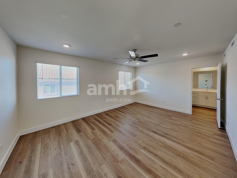 Building Photo - 150 Nico Azalea Ln