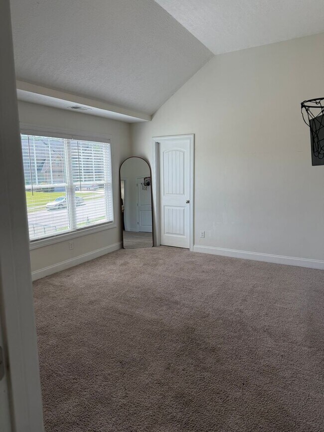 Building Photo - Welcome to your new home!