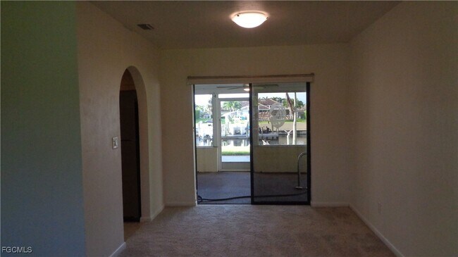 Building Photo - 2106 SW 51st St
