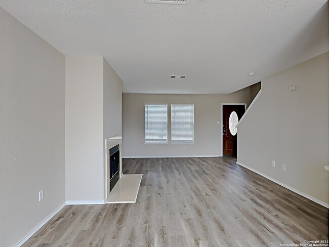 Building Photo - 5926 Ironmill Creek