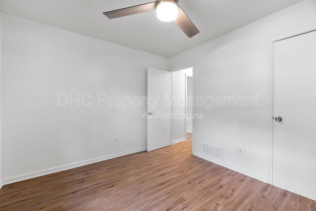 Building Photo - 861 Jefferson Ave