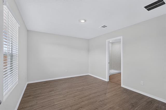 Building Photo - 1153 Northfield Dr