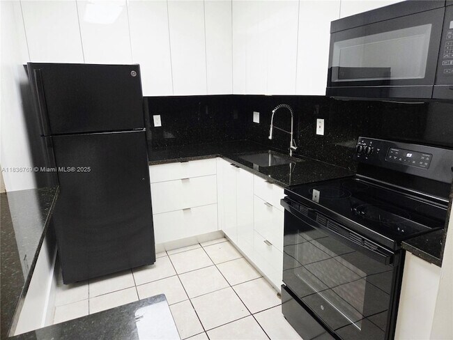Building Photo - 15640 SW 80th St