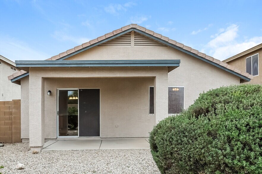 Building Photo - 31724 Cheyenne Cir