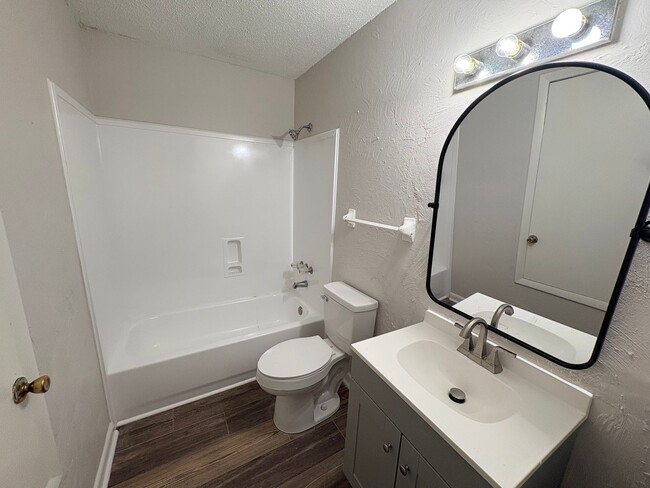 Building Photo - Bay St Louis Single Family Home