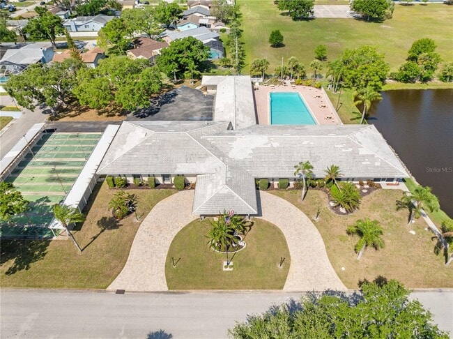 Building Photo - 5428 Larchmont Ct
