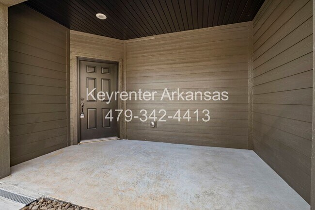 Building Photo - Brand New Duplex in Fayetteville!