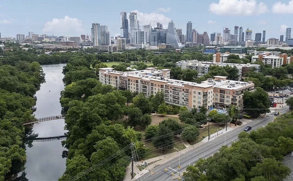 Building Photo - 1900 Barton Springs Rd