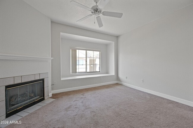 Building Photo - 4455 E Paradise Vlg Pkwy S
