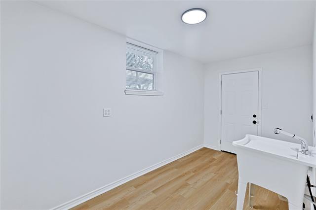 Building Photo - 211 Woodlawn Dr