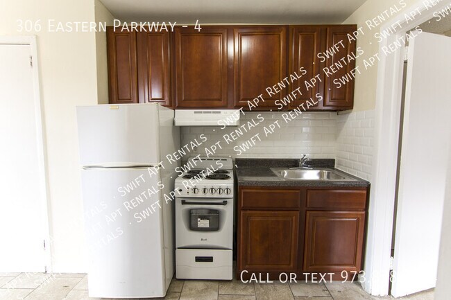 Building Photo - 306 Eastern Pkwy