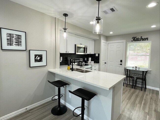 Building Photo - 4326 Alconbury Ln