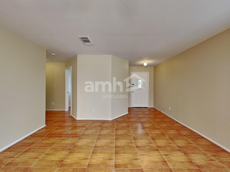 Building Photo - 10832 Otter Pass