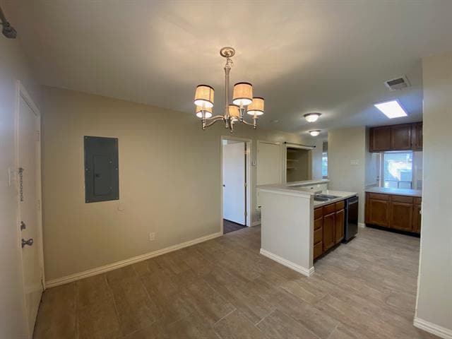 Building Photo - 521 Pine Trail Dr