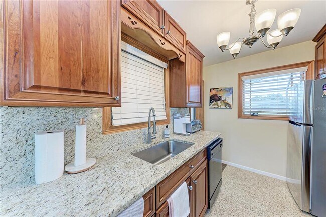Building Photo - 27192 San Marino Dr