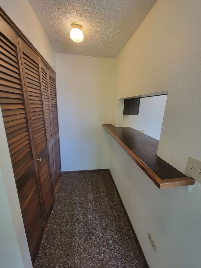 Building Photo - Great 2 Bedroom/1 Bath Duplex with 1 Car Attached Garage in Northeast Loveland, CO