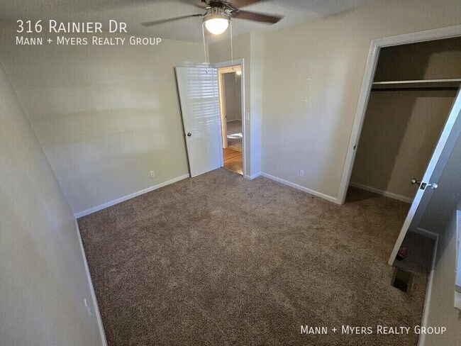 Building Photo - 316 Rainier Dr