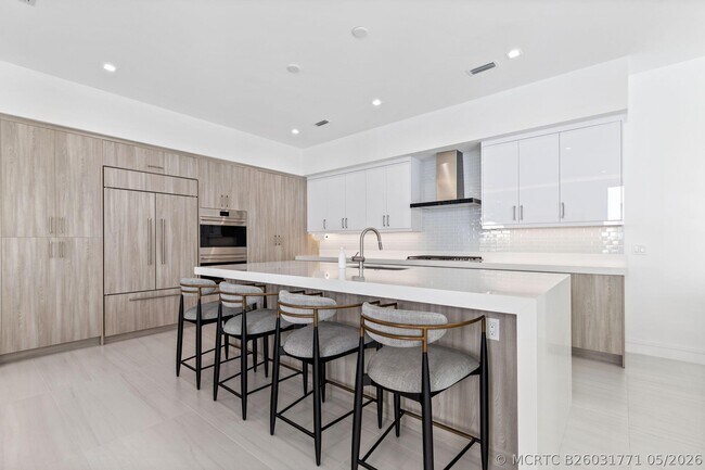 Building Photo - 406 Ocean One Ln