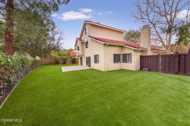 Building Photo - 6801 Pala Mesa Dr
