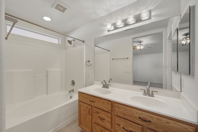 Building Photo - 6978 W Kings Ave