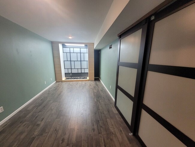 Building Photo - 2255 Vesterheim St