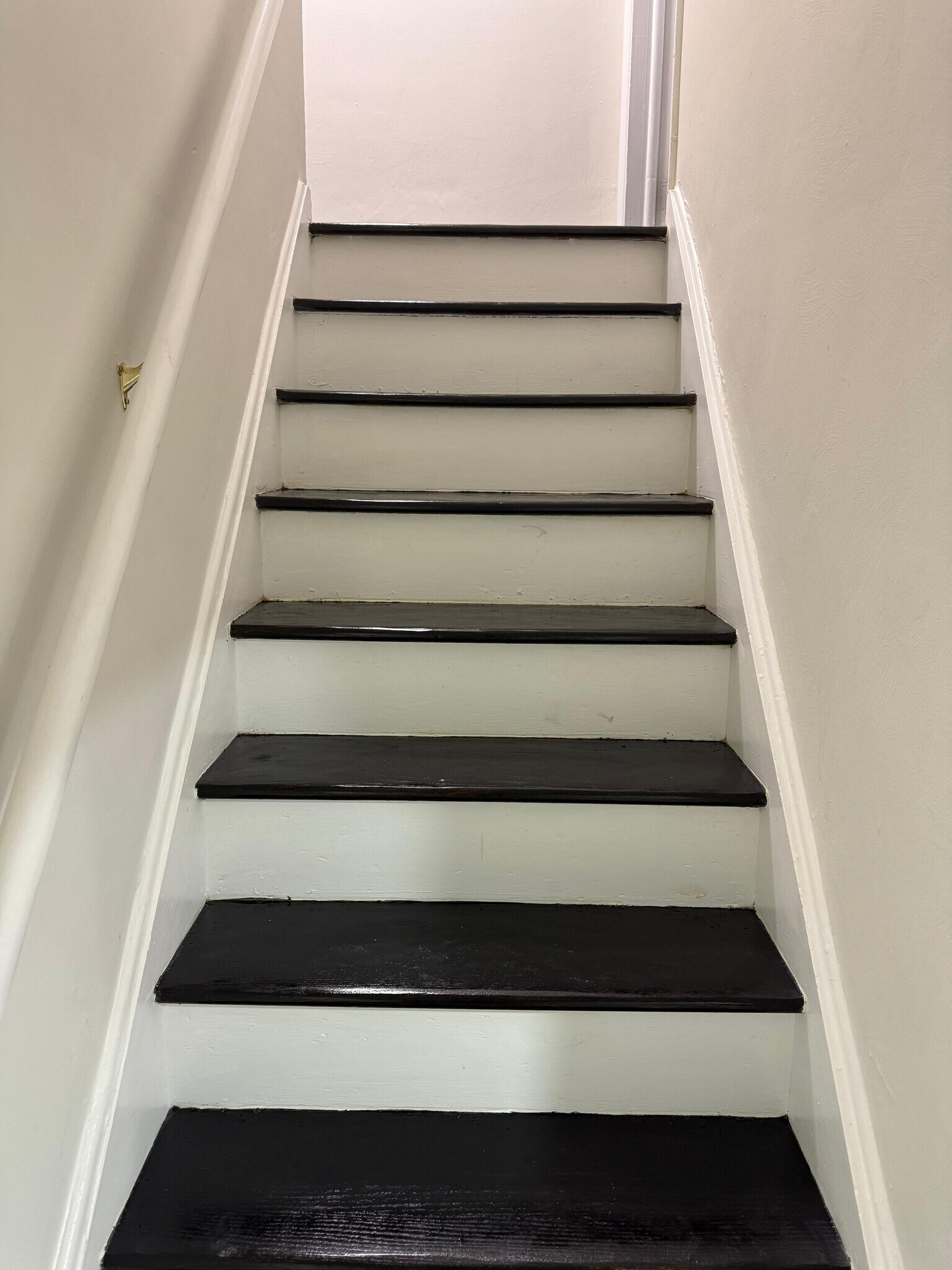 Building Photo - 630 Church St