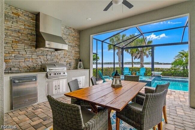 Building Photo - 14870 Blue Bay Cir