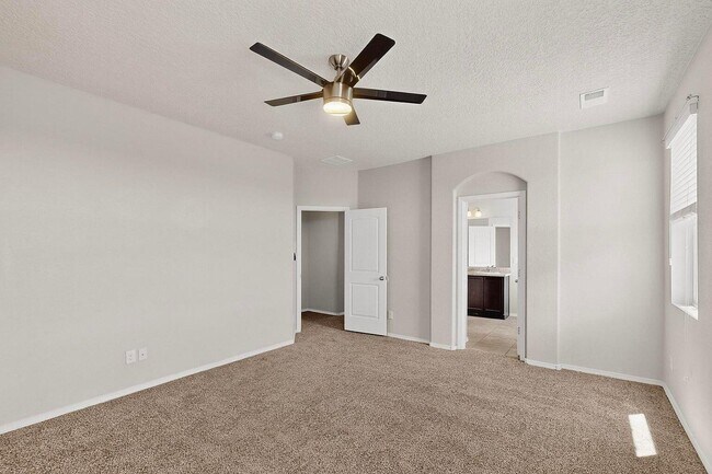 Building Photo - 6736 Tempe Ave NW