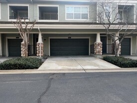 Building Photo - 9513 Coney Island Cir