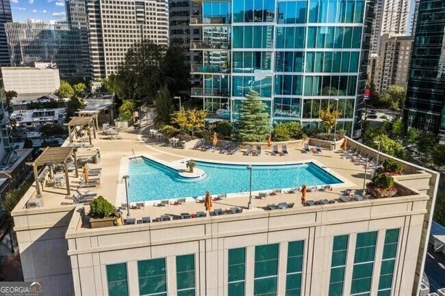 Building Photo - 1080 Peachtree St NE