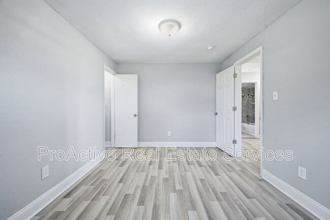 Building Photo - 1401 Portsmouth Blvd