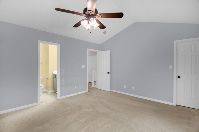 Building Photo - Keswick Place Townhome