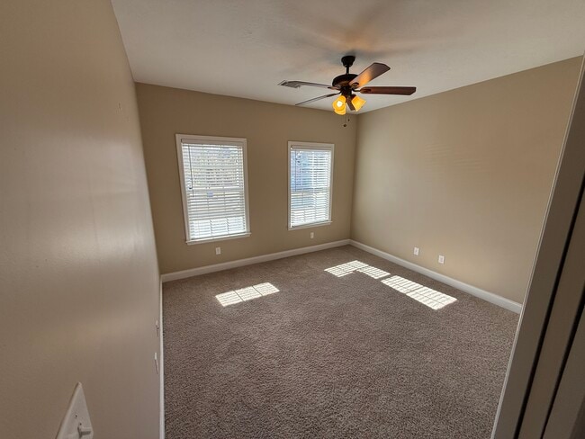 Building Photo - 1165 Indian Springs Trail