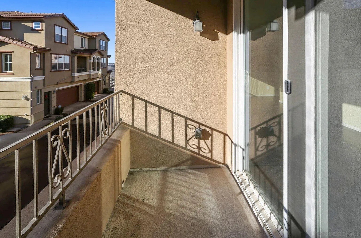 Building Photo - 1314 Calabria St