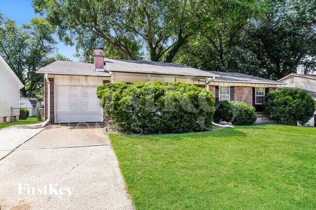Building Photo - 2030 E Humes Ln