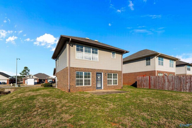 Building Photo - 161 Fields Pond Dr