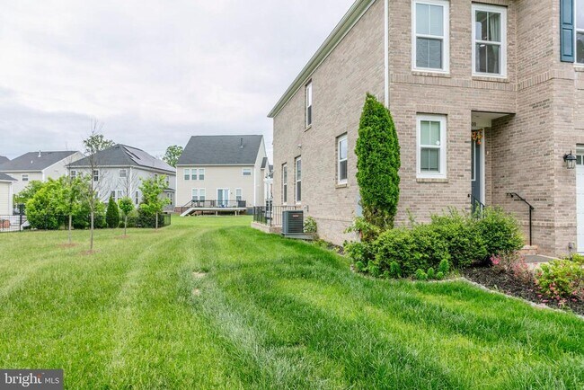 Building Photo - 22800 Bubbling Brook Dr