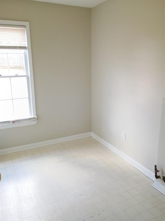 Building Photo - 3210 Binghampton Ln