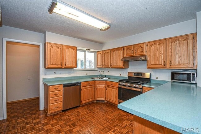 Building Photo - 925 Moreland Ave