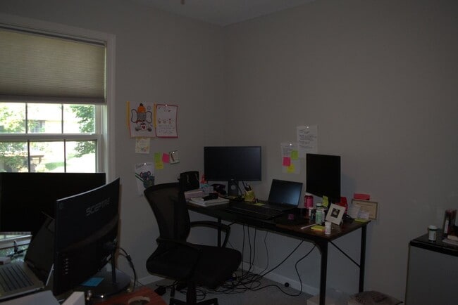Building Photo - 309 Grampian Dr