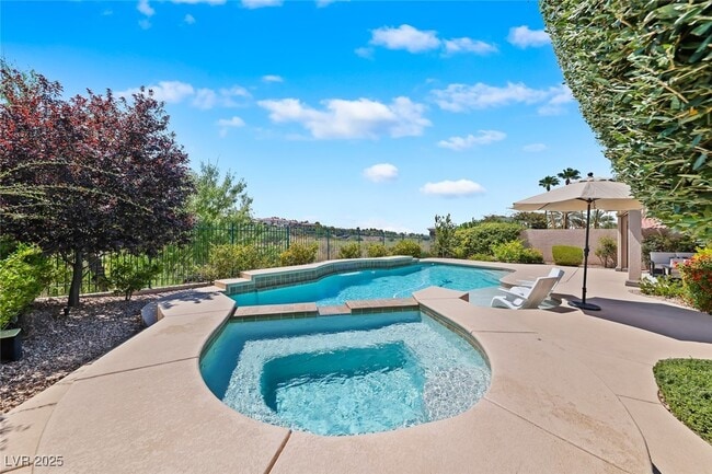 Building Photo - 1311 Panini Dr