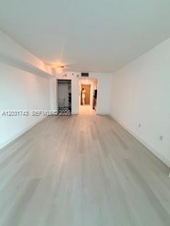 Building Photo - 1200 Brickell Bay Dr