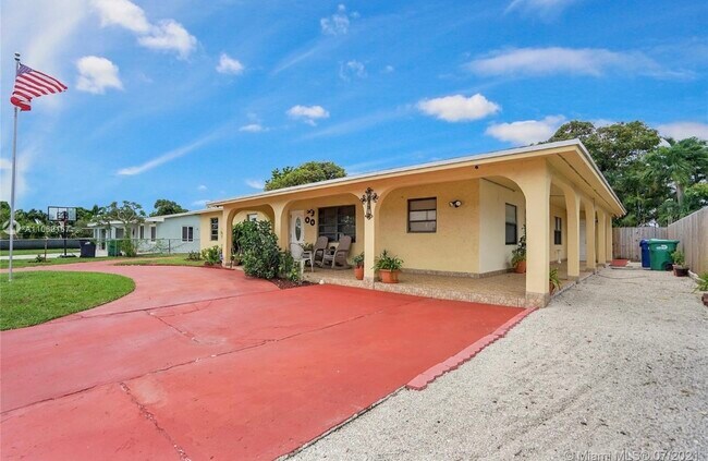 Primary Photo - 19710 NW 51st Ave