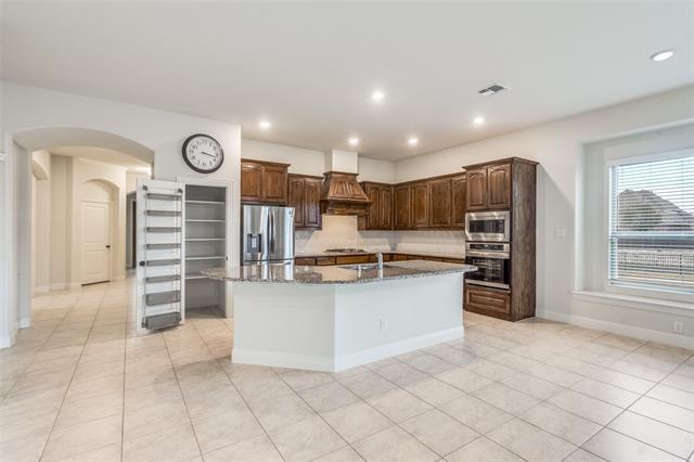 Building Photo - 10801 Brownwood Pl